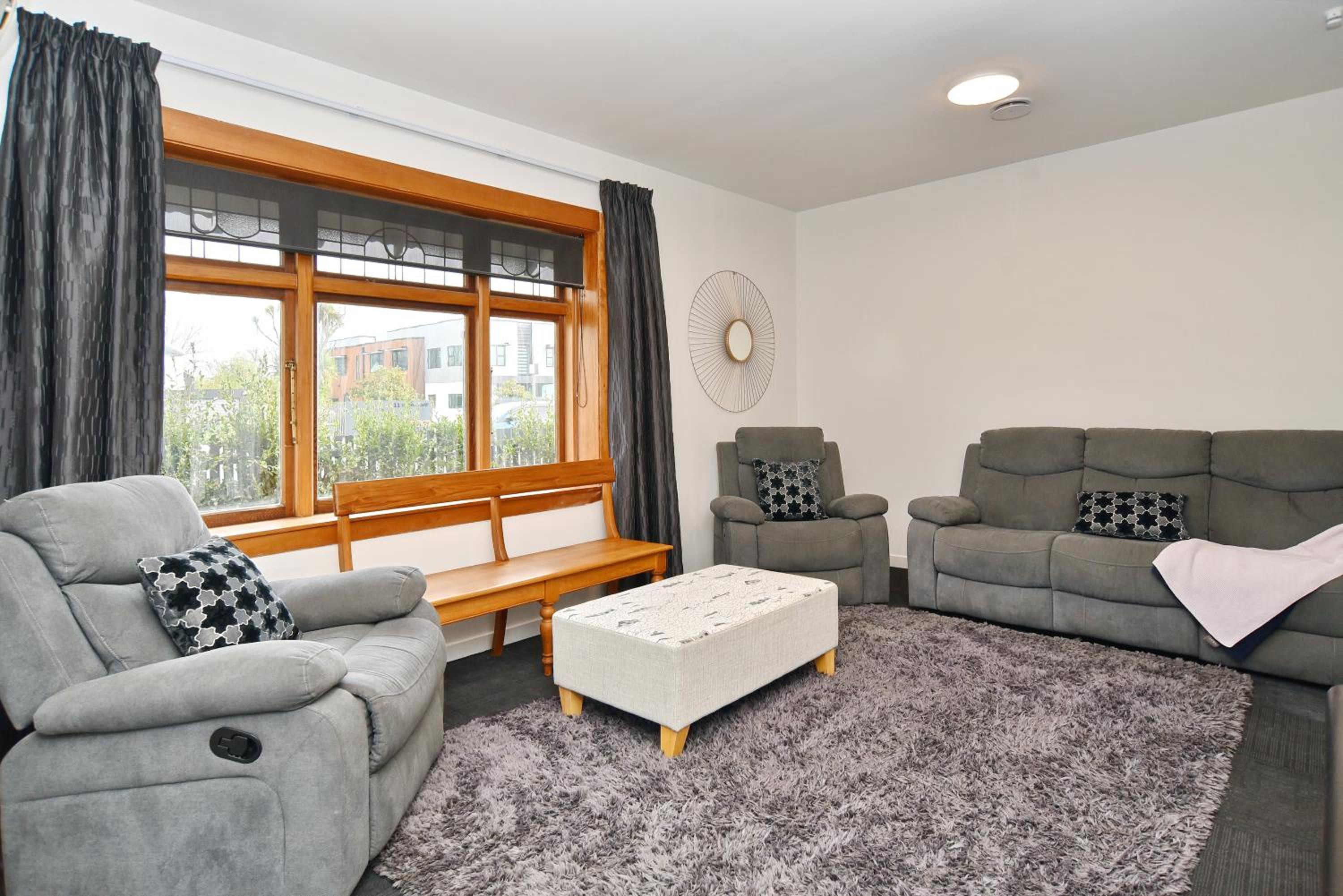Grand Heritage 5 BRMs CBD villa with carparks view 5