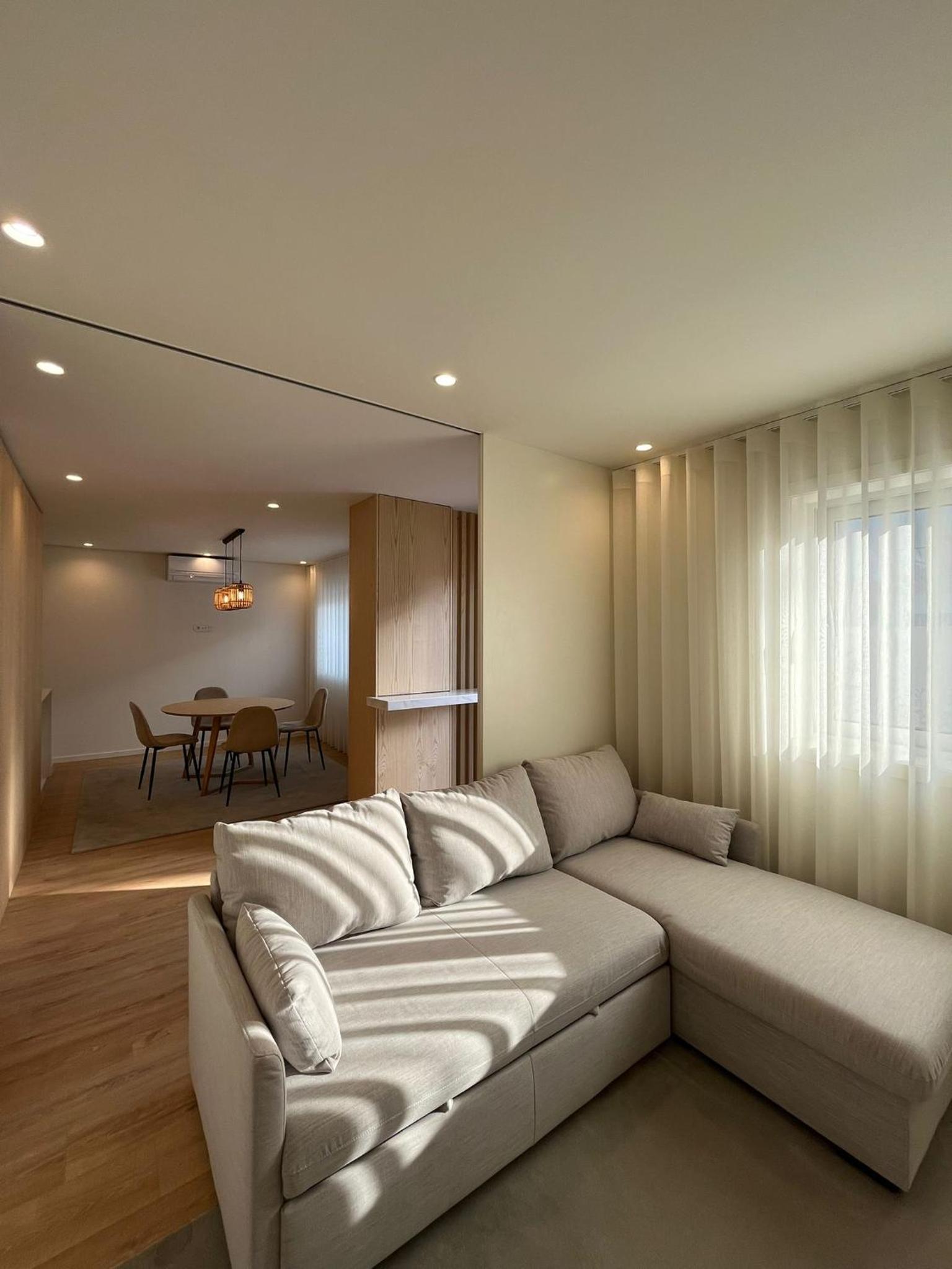 Brittos Home Lovely Stay - Villa Family view 5