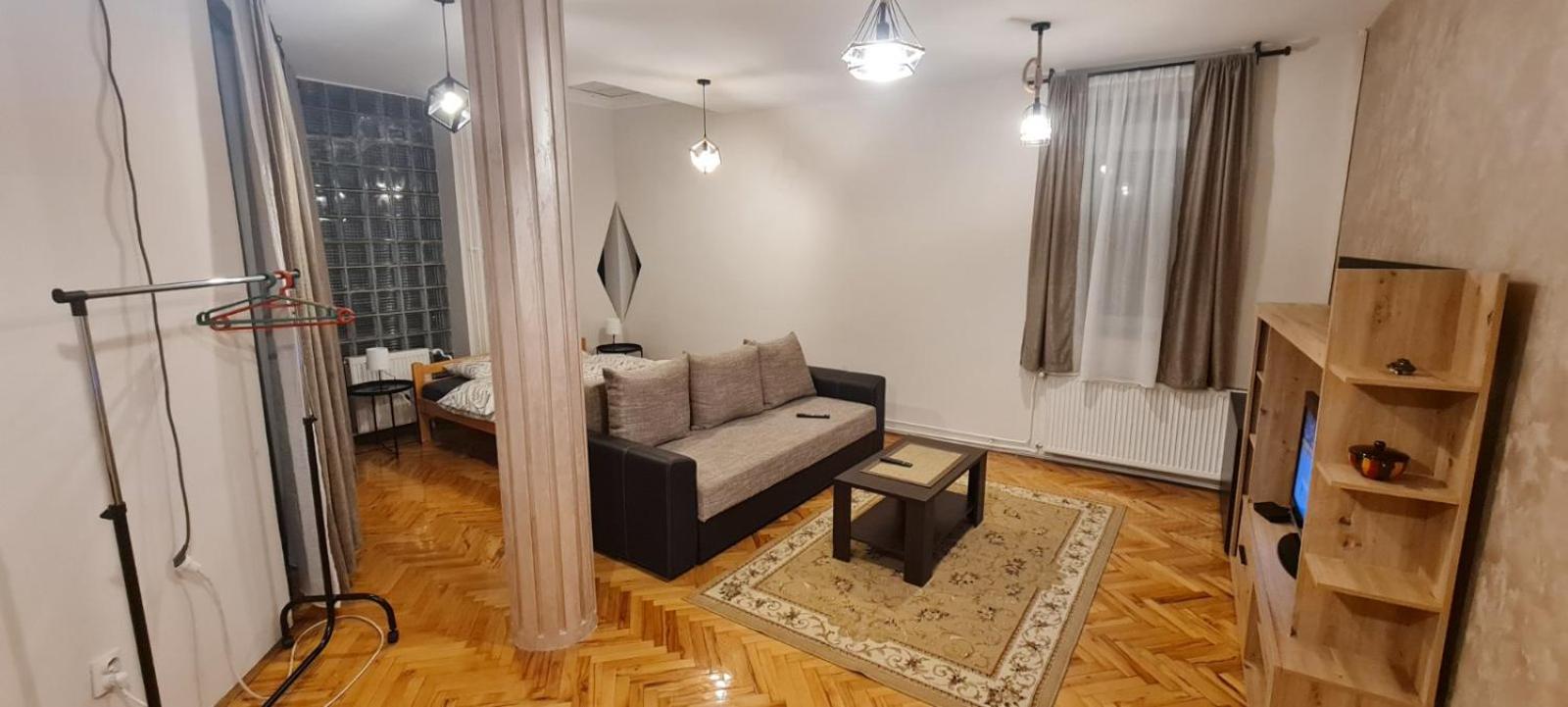 APARTMAN LUG view 3