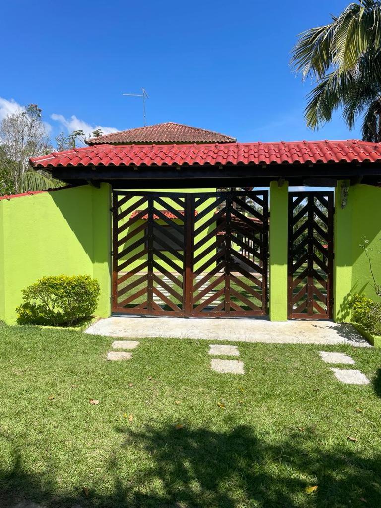 Chácara Vista para Represa