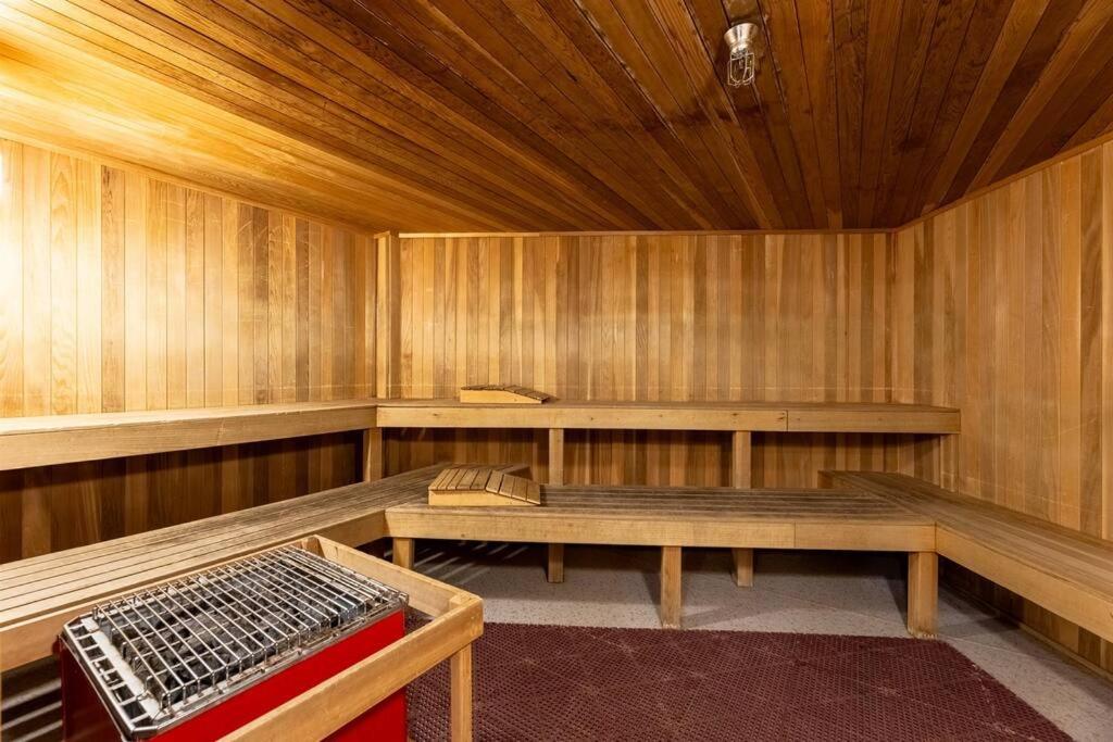 Crest 1BR Ski-inout Condo Hot Tub Snowshoe view 4