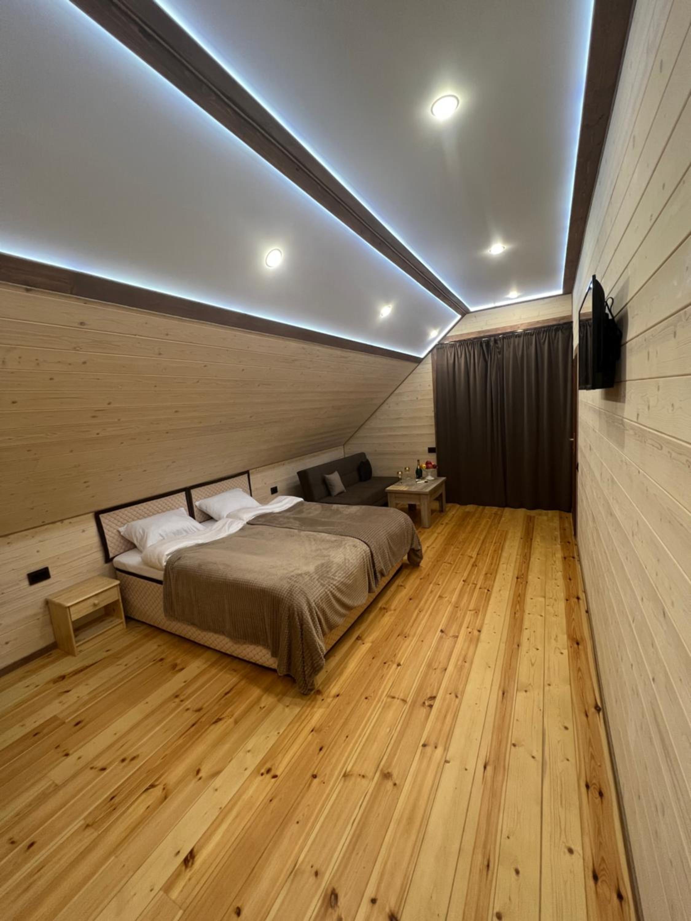 MaRu House