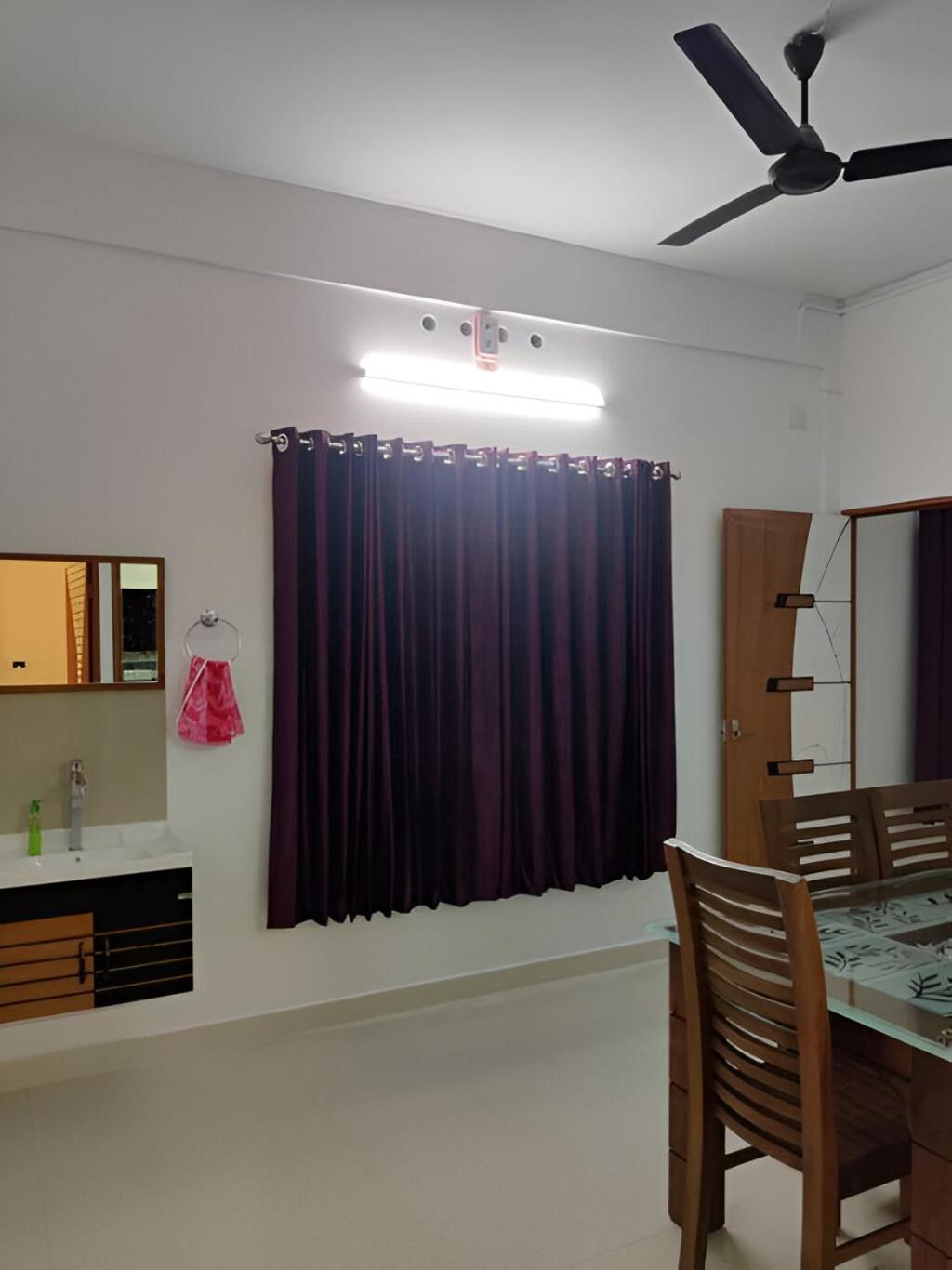 Spacious 2BHK Near Airport view 5