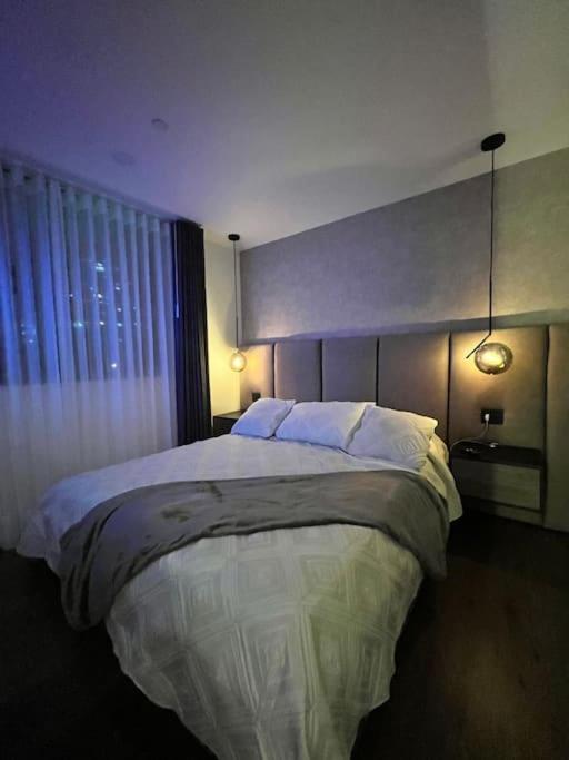 Luxe new Appartament next to Tesoro 28 nights minimal stay 28 noches minimo stadia