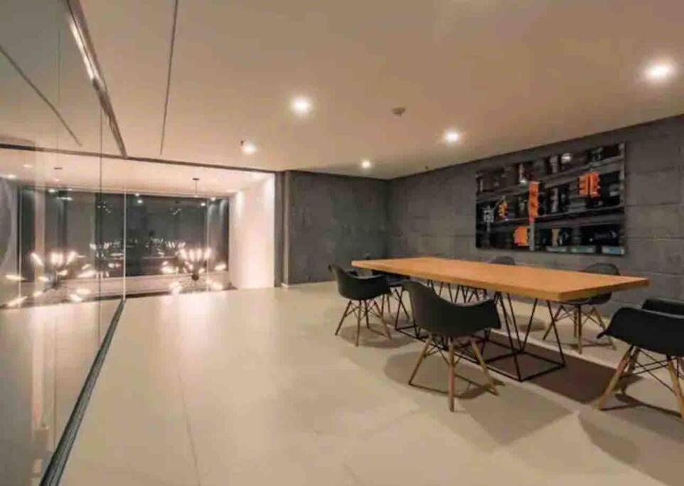 Luxe new Appartament next to Tesoro 28 nights minimal stay 28 noches minimo stadia