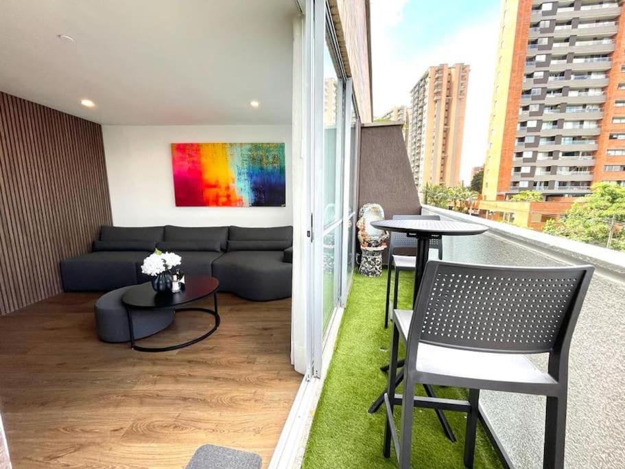 Luxe new Appartament next to Tesoro 28 nights minimal stay 28 noches minimo stadia