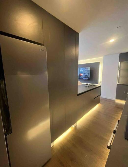 Luxe new Appartament next to Tesoro 28 nights minimal stay 28 noches minimo stadia