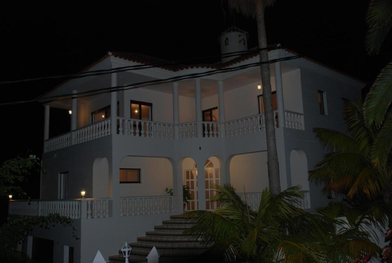Villa Colonial