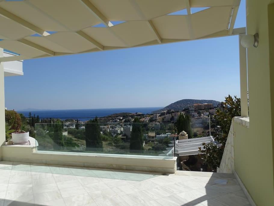Luxurious Family friendly Villa Anavyssos view 5