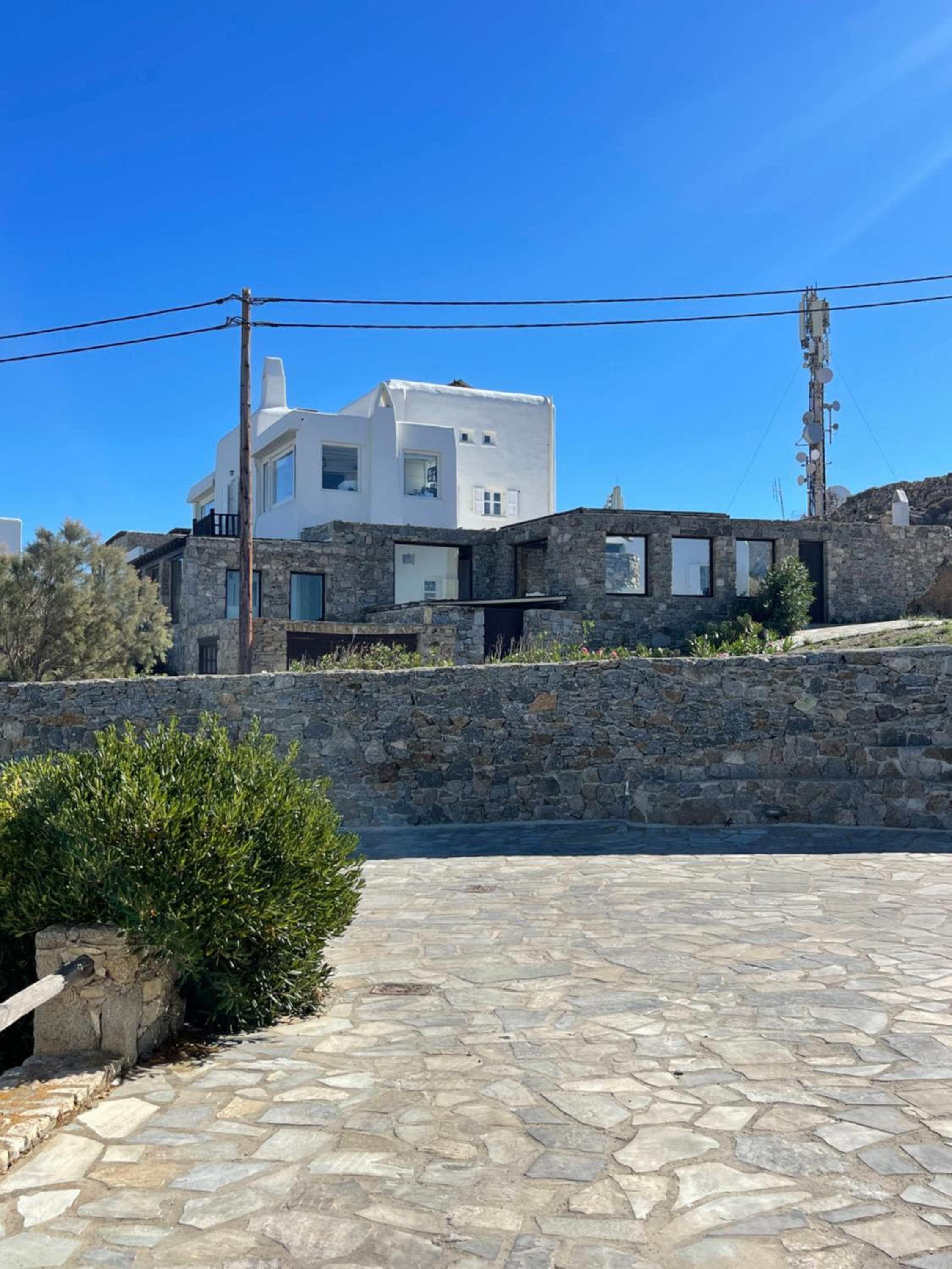 Luxurious Traditional Home photo 5