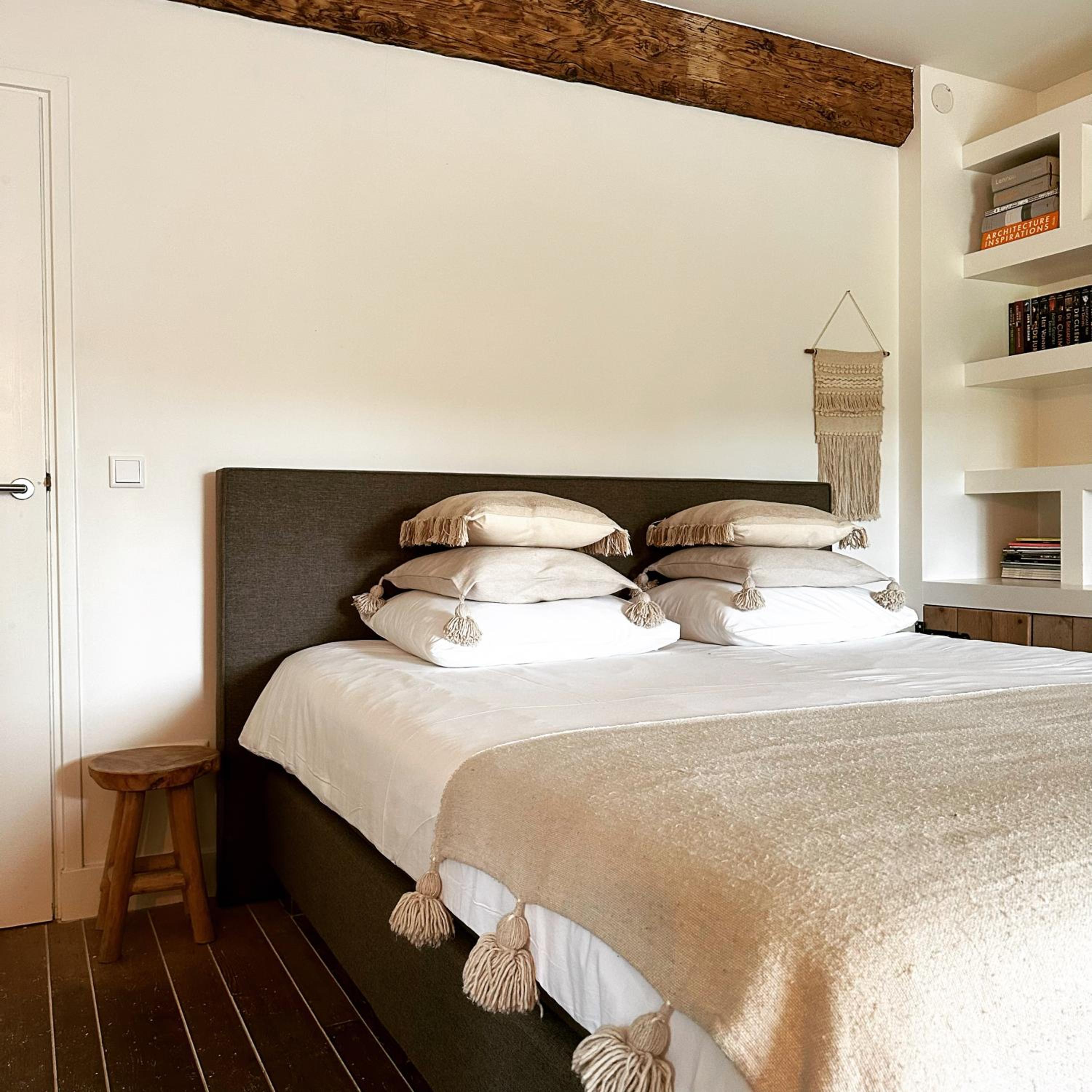 B&B No. 42 view 3