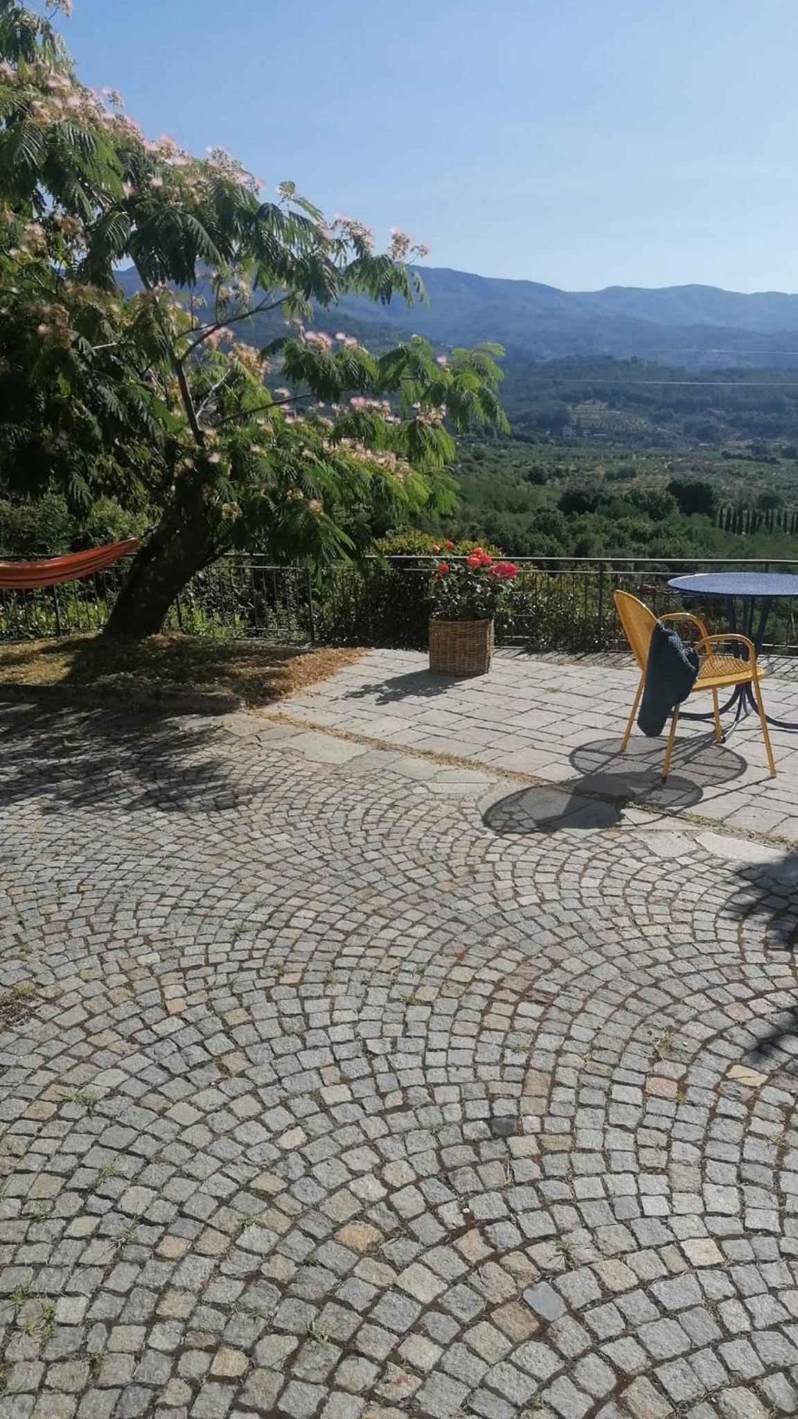 Casina in pietra view 3