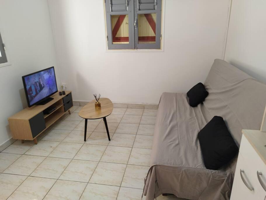 Appartement T2 - Bas de Villa view 3