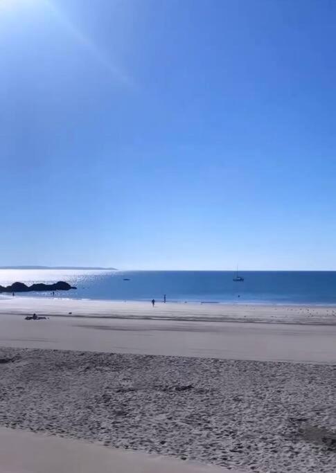 Stylish Seaside Cornish Cottage,sleeps8 +BBQ view 2