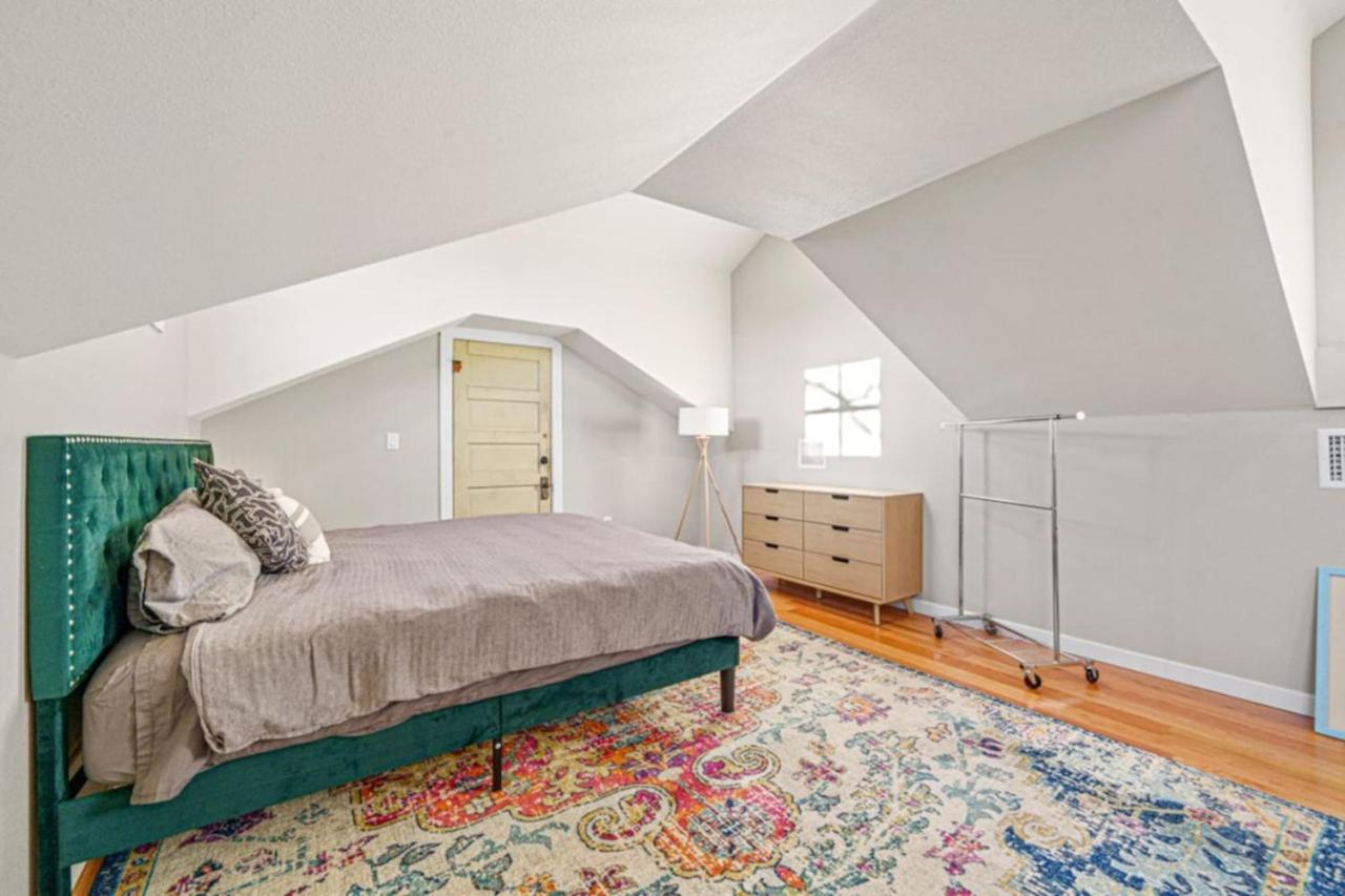 Boutique King William Complex