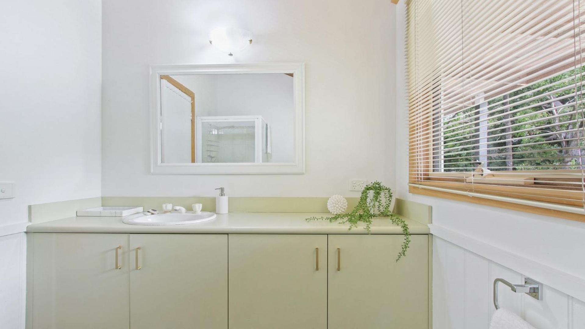 Lakeview Treehouse - Scenic Metung Retreat