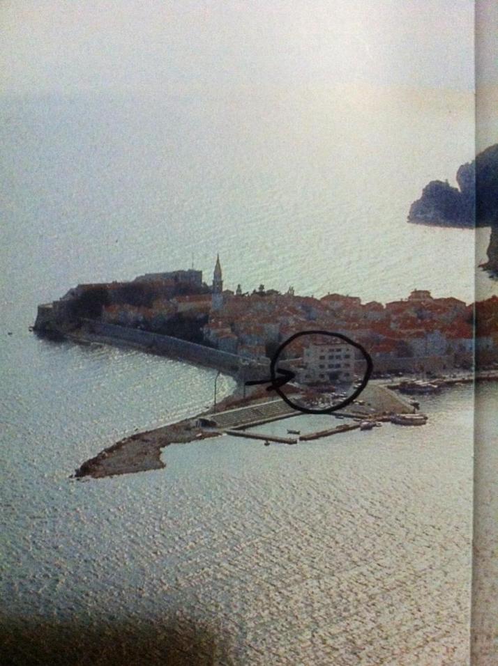 Plaža Stari Grad Budva pjena od mora Beach Apartman