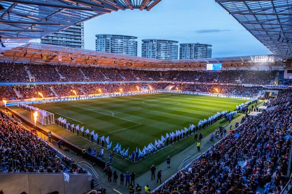 Best Location! National Stadiums view 2