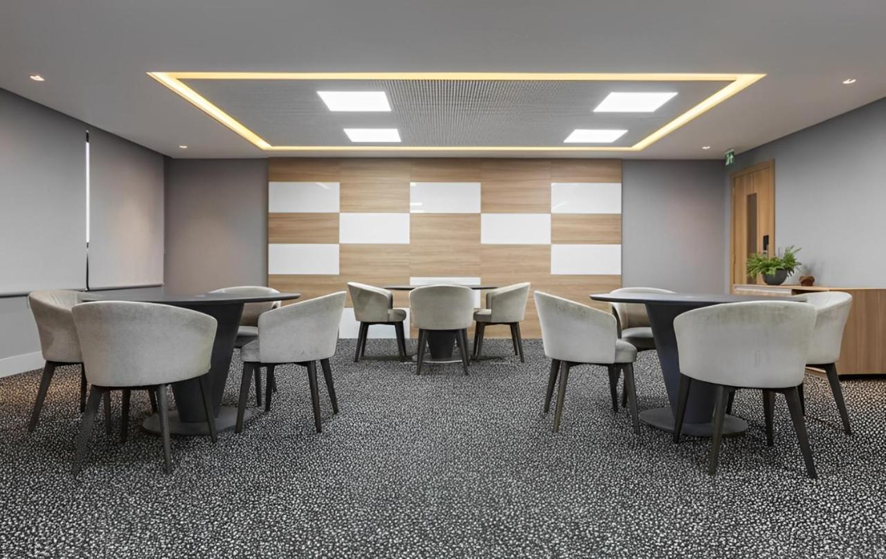 Studio Helbor Stay Batel - Sofisticação, Conforto, Localização e Vista Privilegiada
