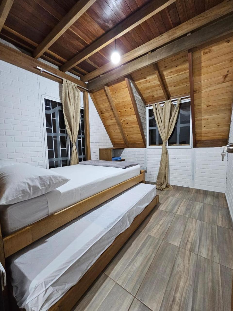 Chalet Los Sinsontes