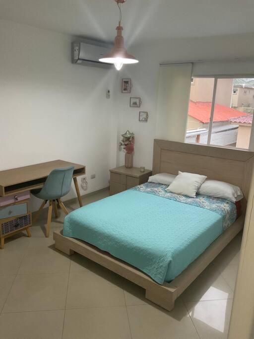Villa-Portal al Sol, vía a la Costa, Guayaquil-EC
