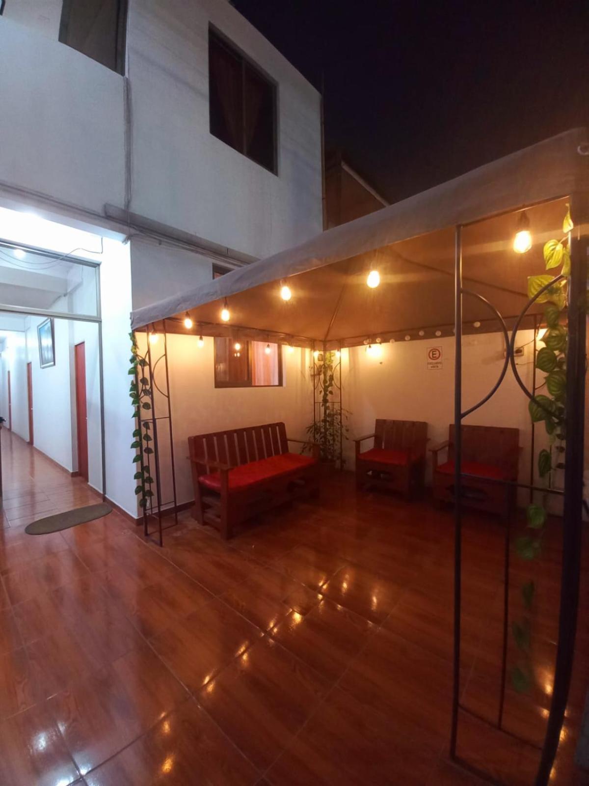 Hostal Las Cruces