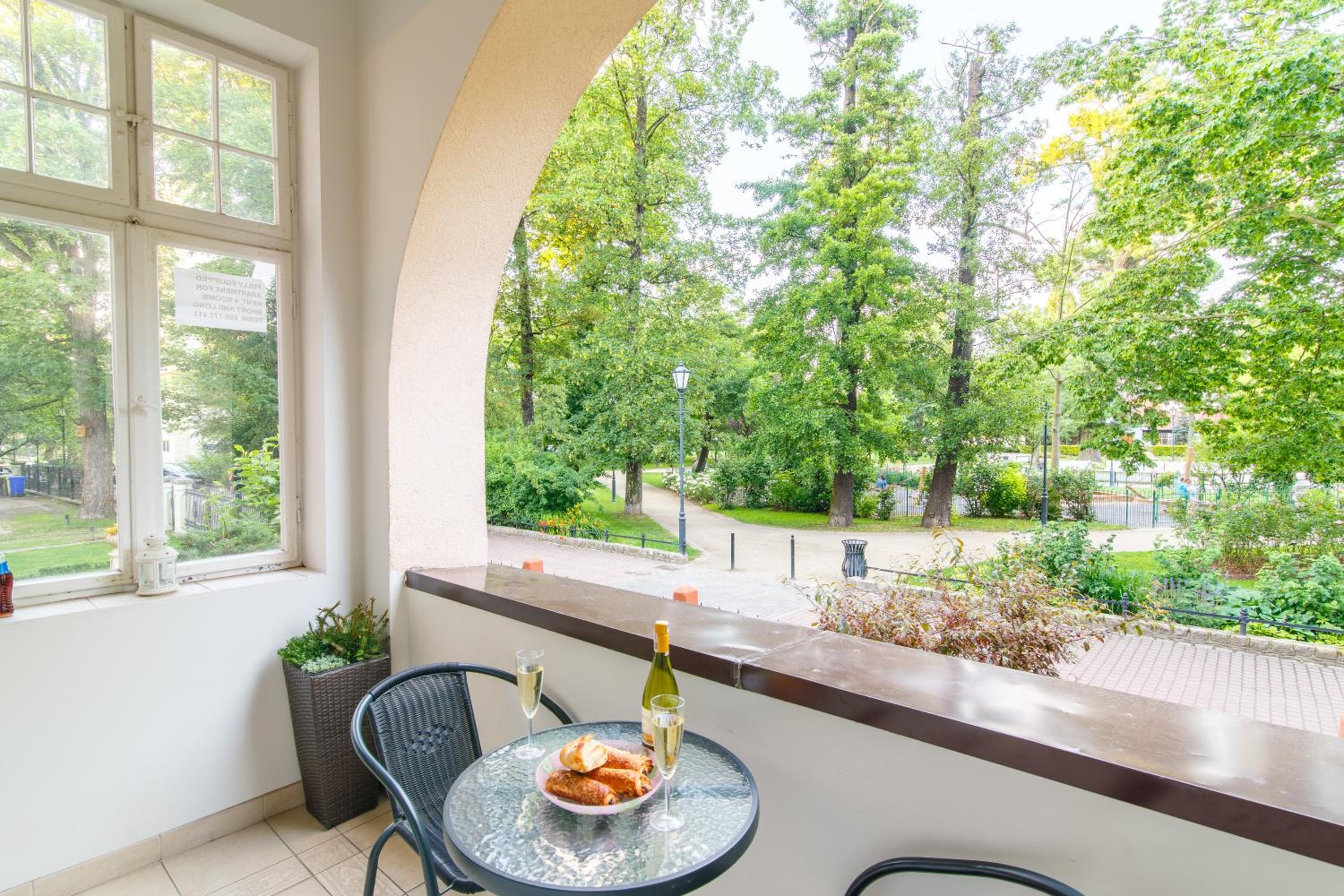 Park Apartment (Parkowy) Happy Hours view 3