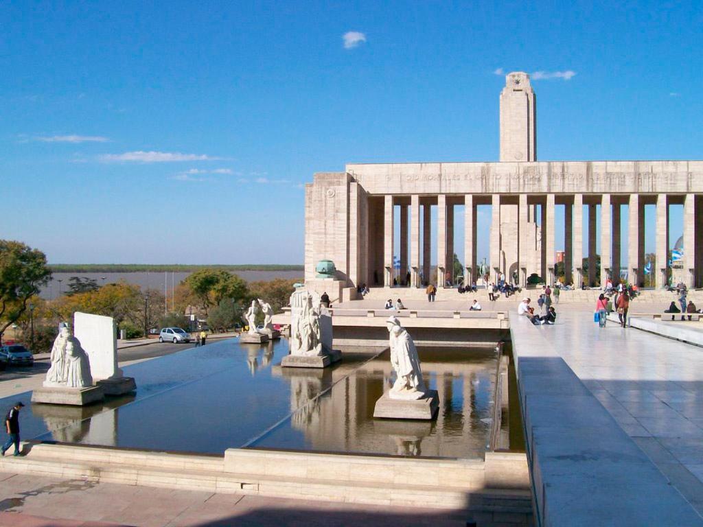 Confortable departamento a 4 cuadras del Monumento Nacional a la Bandera