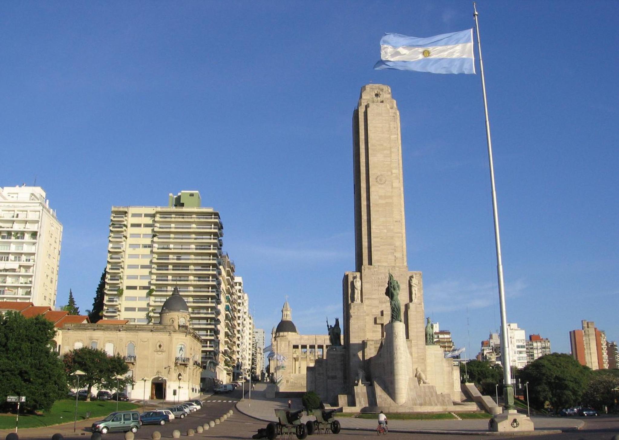 Confortable departamento a 4 cuadras del Monumento Nacional a la Bandera