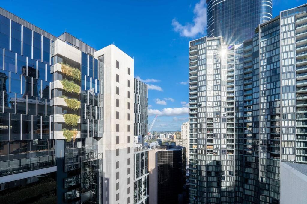 City Chic Living 1B1B Apt w/Shared Pool+BBQ+GYM