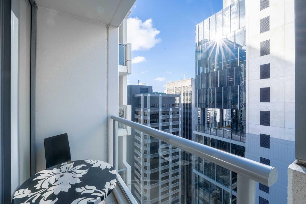 City Chic Living 1B1B Apt w/Shared Pool+BBQ+GYM