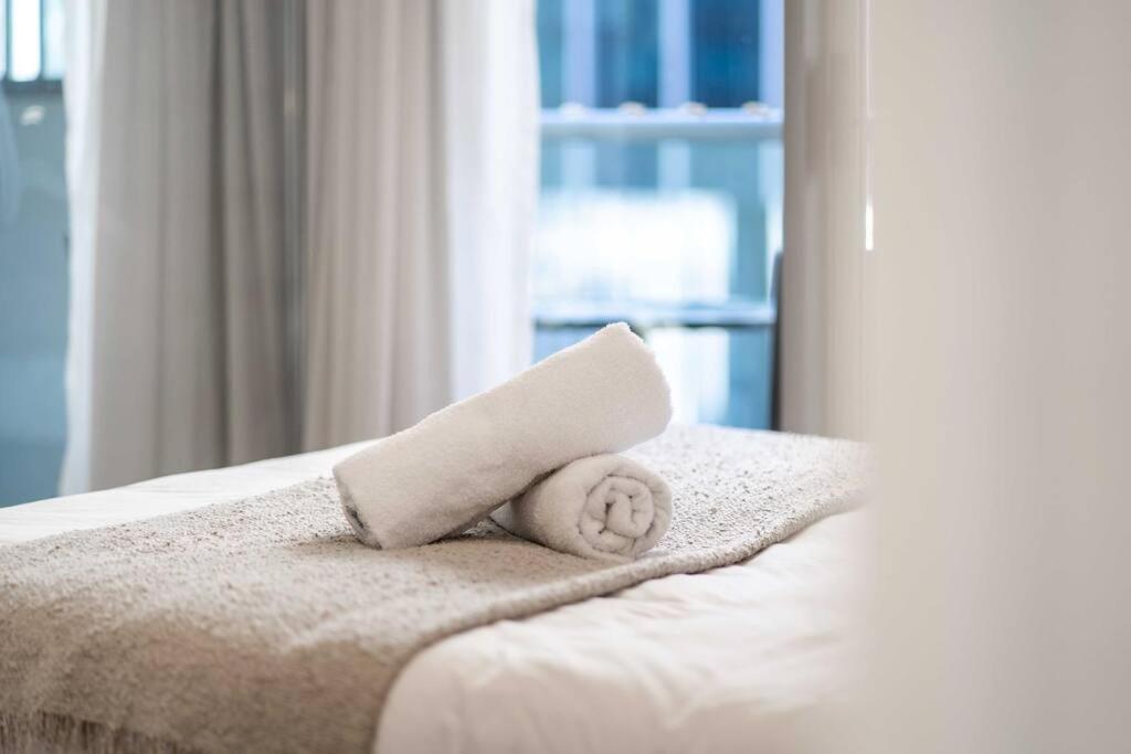 City Chic Living 1B1B Apt w/Shared Pool+BBQ+GYM