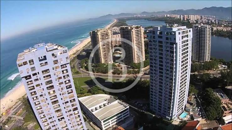 Praia da Barra da Tijuca, localização maravilhosa