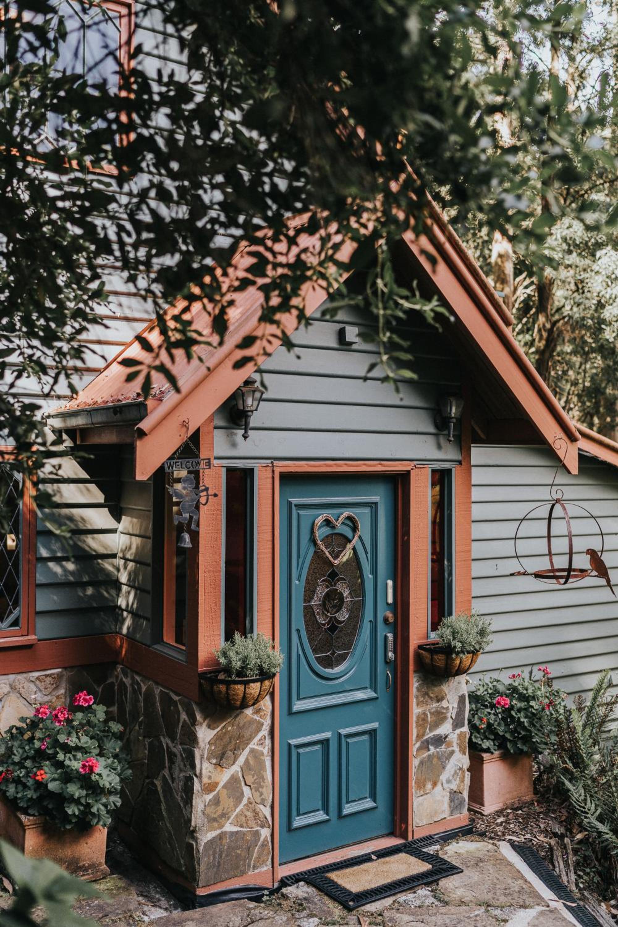 Wild Orchid Olinda Private Luxury Cottage