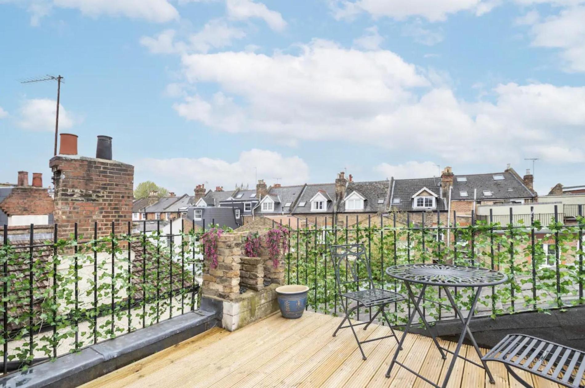 Green & Leafy - 2 Bedroom in Clapham