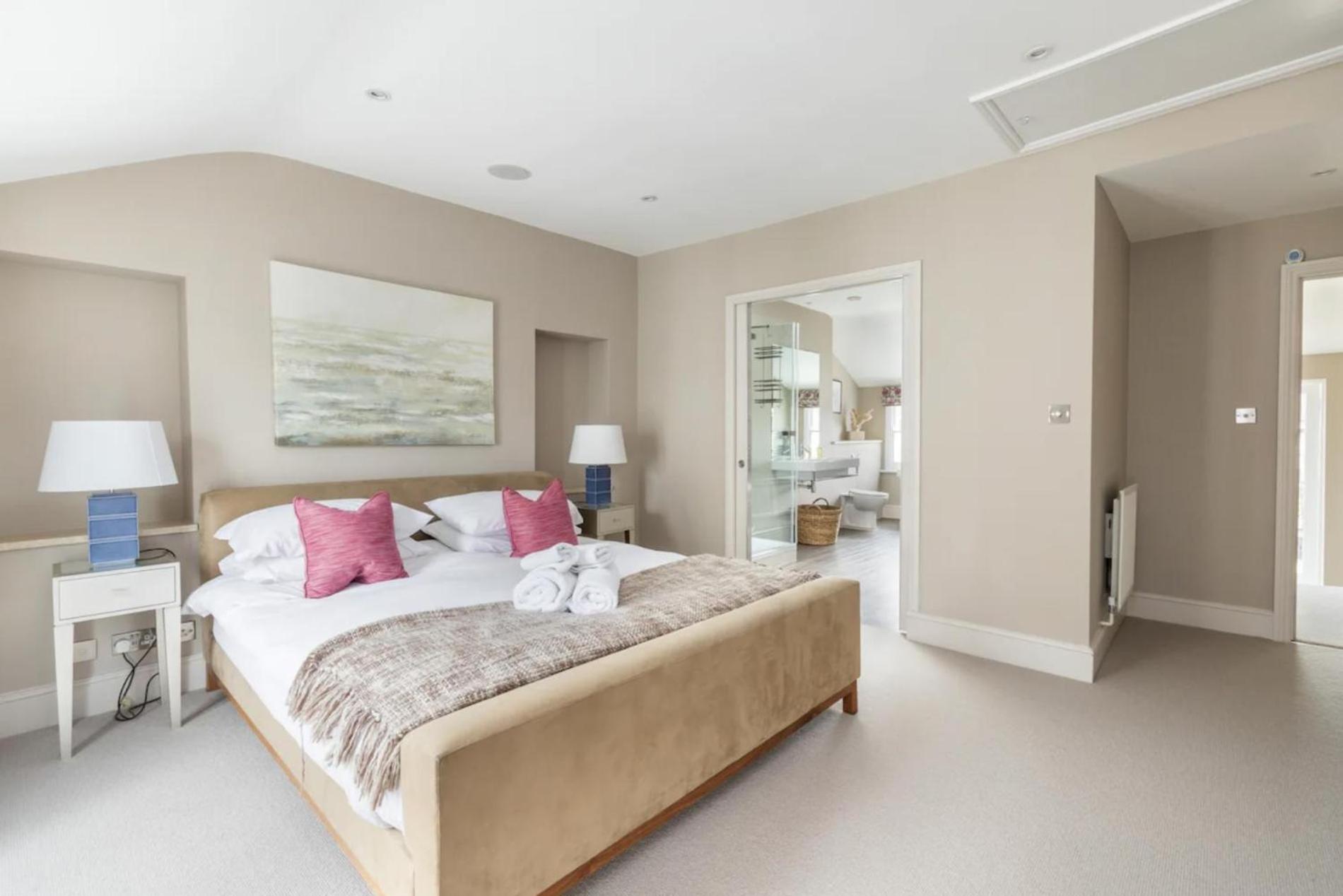 Green & Leafy - 2 Bedroom in Clapham