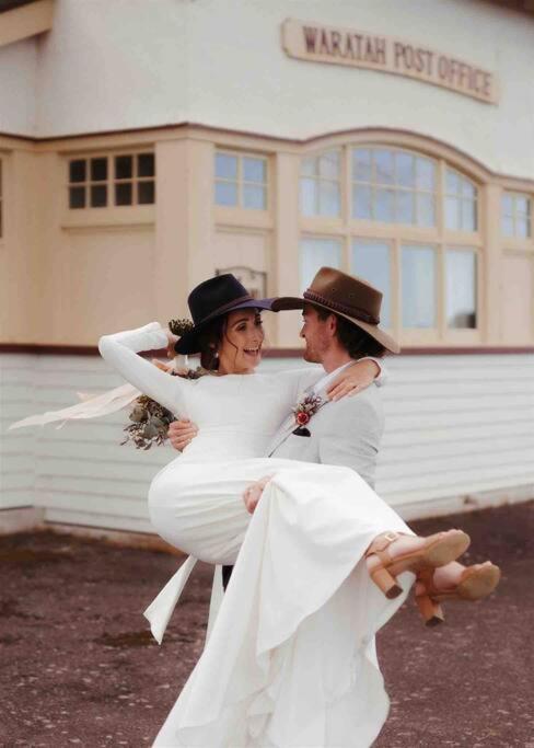 The Post Office Waratah - Luxury Wilderness Escape