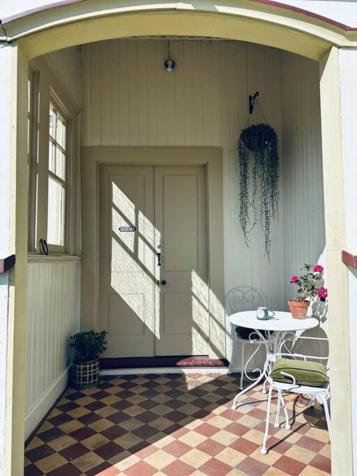 The Post Office Waratah - Luxury Wilderness Escape