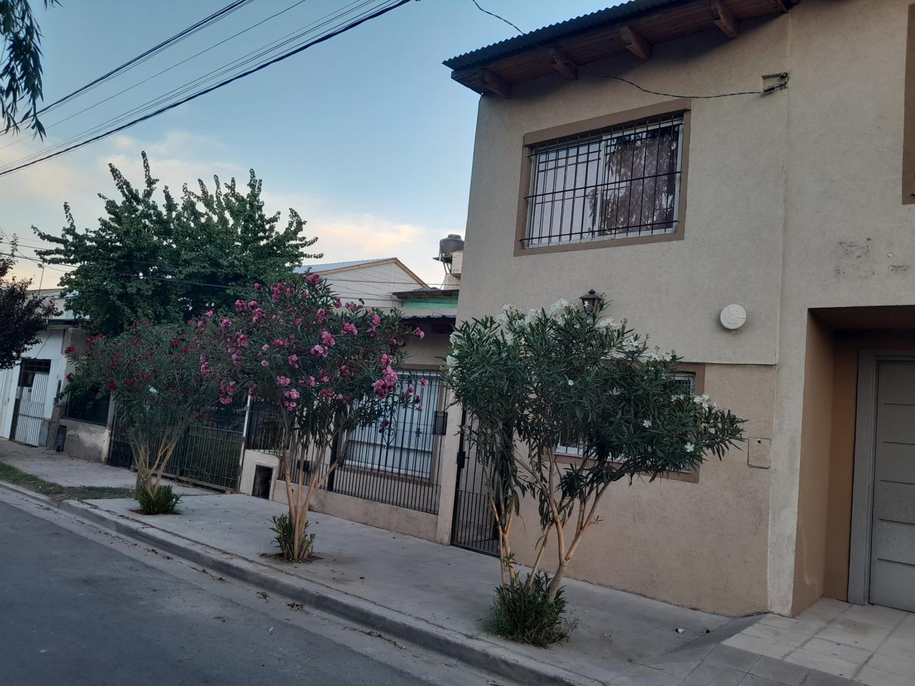 CASA NEUQUEN 3 Dormitorios