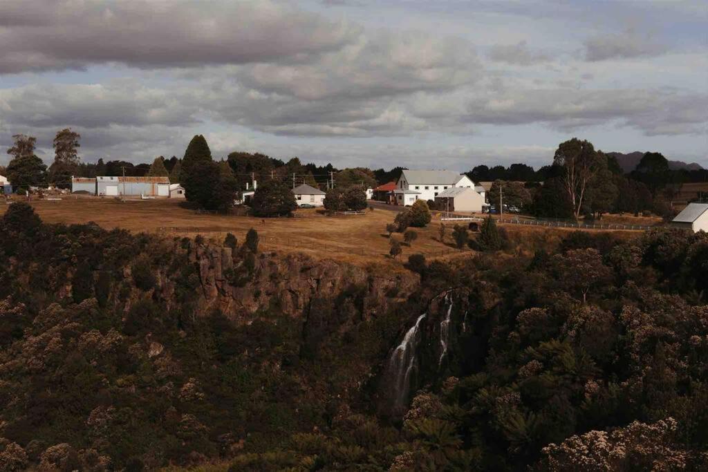 The Post Office Waratah - Luxury Wilderness Escape
