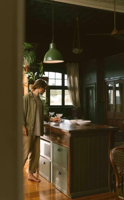 The Post Office Waratah - Luxury Wilderness Escape