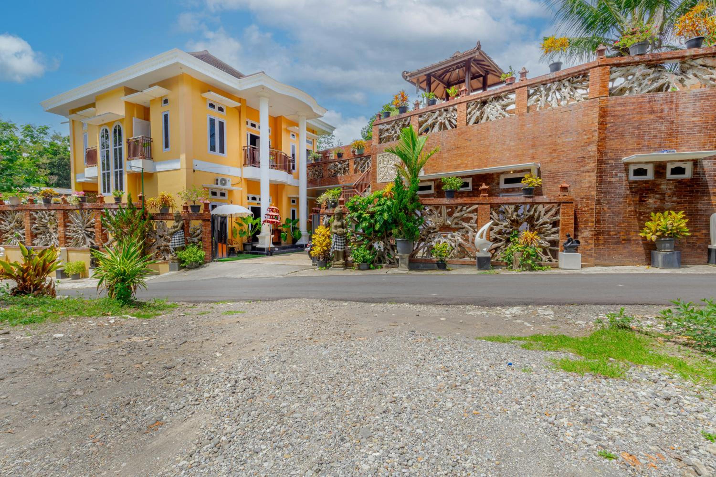 Amartha Indotama Guest House view 5