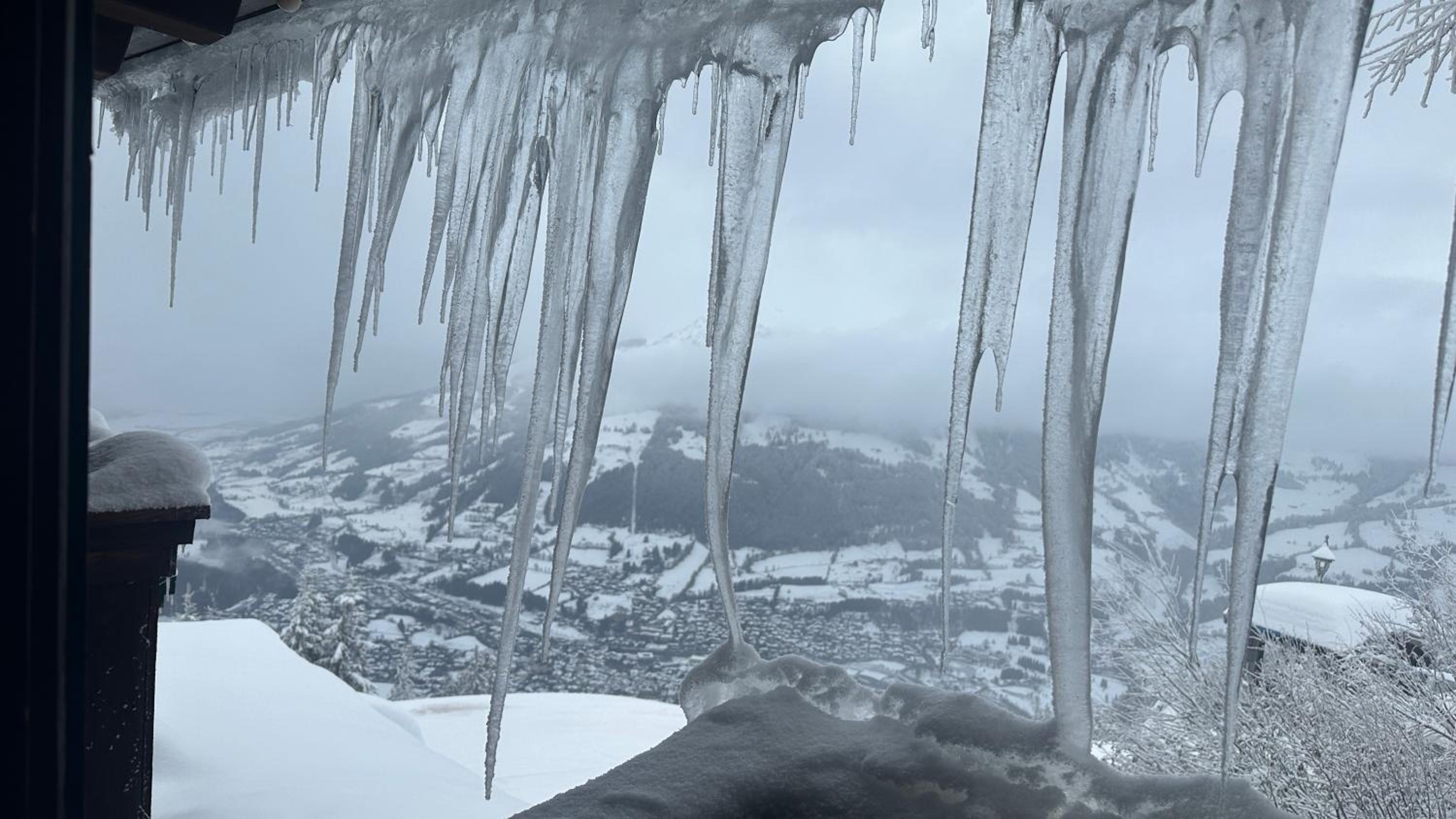 Hocheckhuette On Top of the Kitzbuehel Hahnenkamm Mountain view 2
