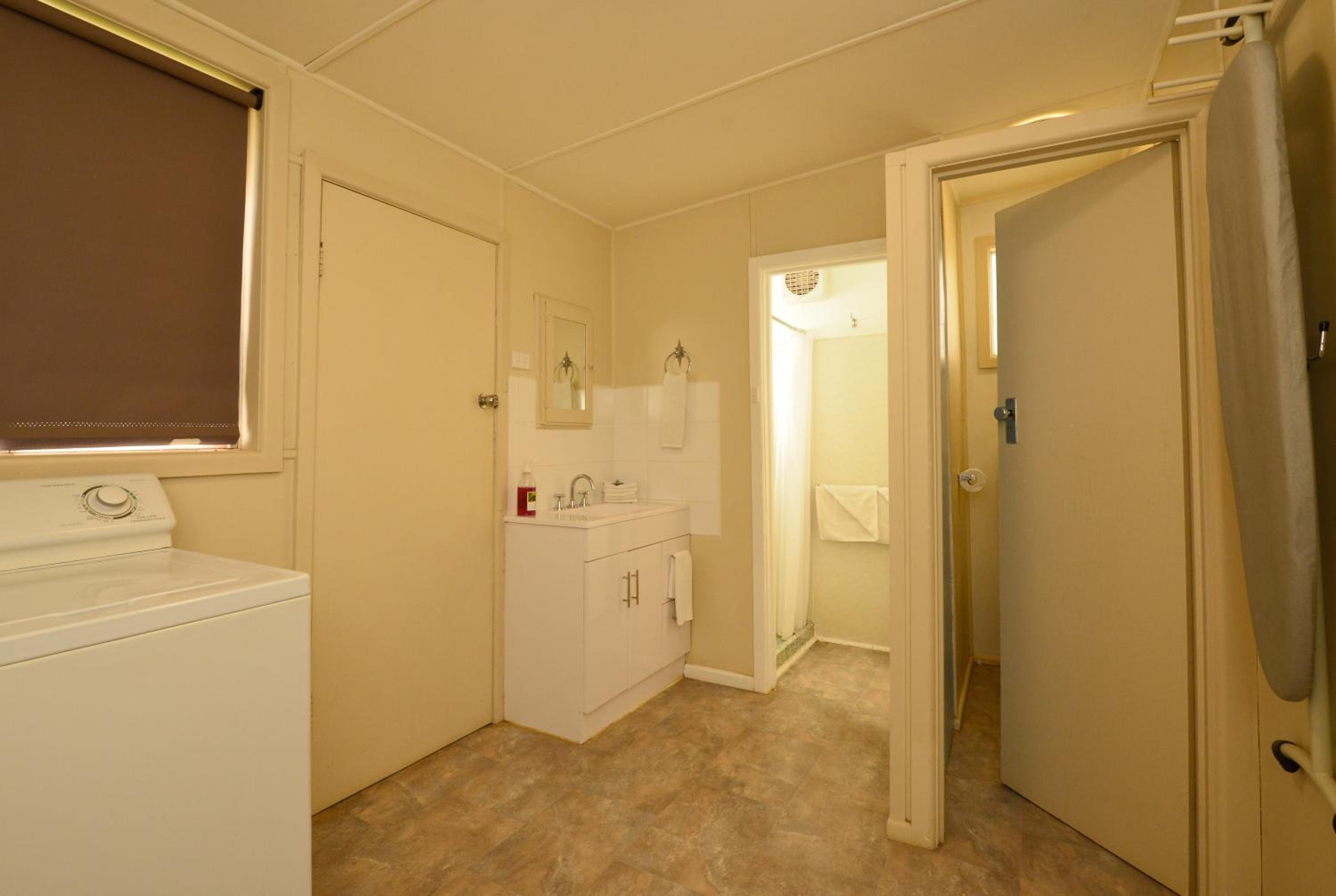 Sea Lake Motel-24 Hour Check-In Private Ensuite Rooms