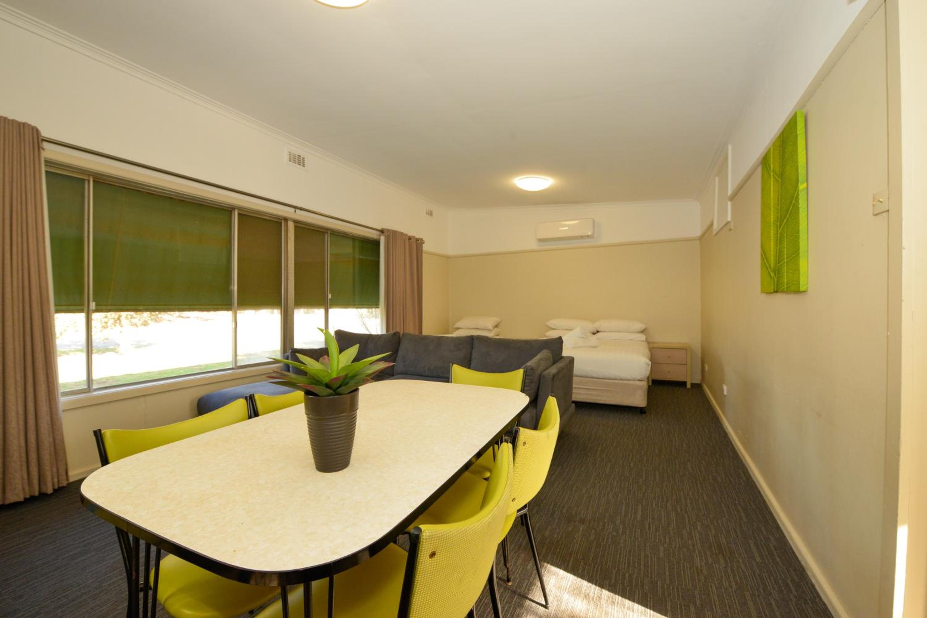 Sea Lake Motel-24 Hour Check-In Private Ensuite Rooms