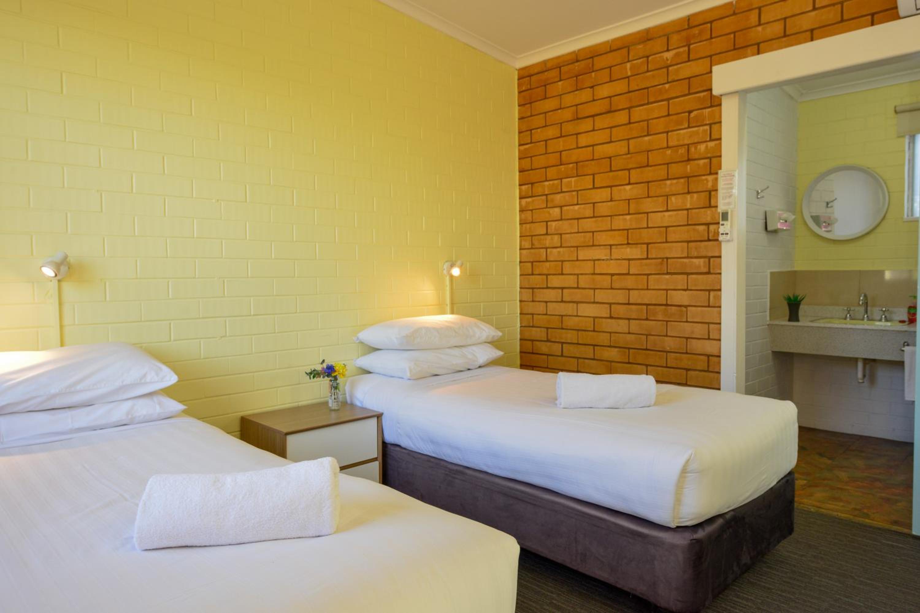 Sea Lake Motel-24 Hour Check-In Private Ensuite Rooms