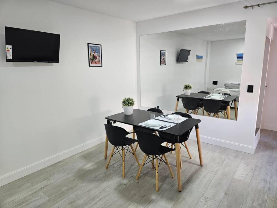 Beautiful Apartment in Palermo - El Rosedal, La Rural, Arcos, Trinidad, US Embassy