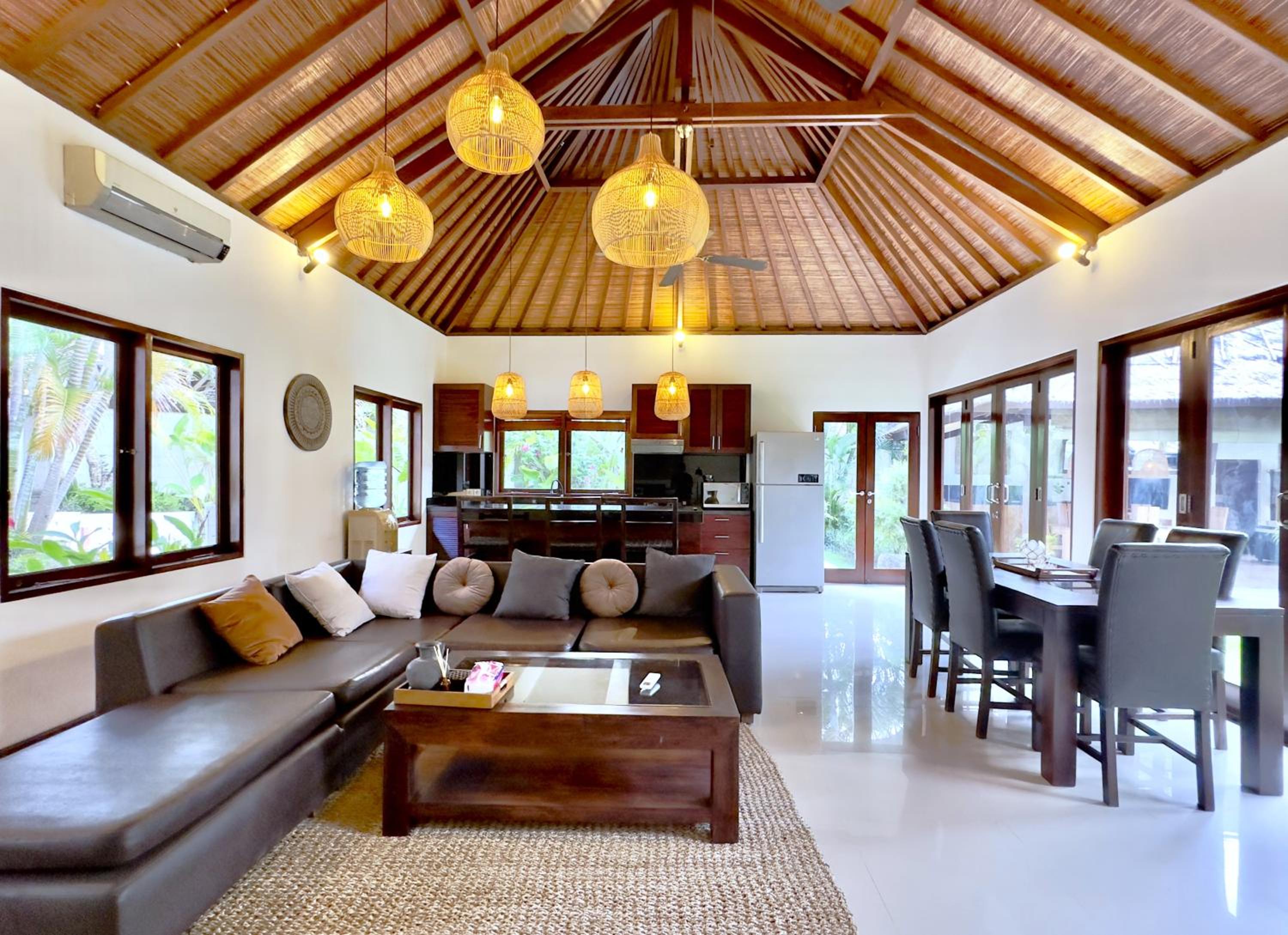 An Amazing 6BDR Private Family Villa with Pool view 5