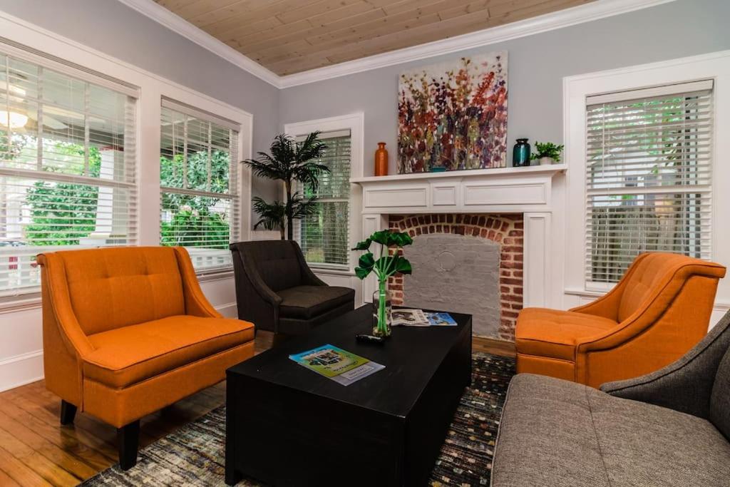 The Osceola Historic District Charm - 10 Minute Walk to FSC & Downtown Lakeland view 4