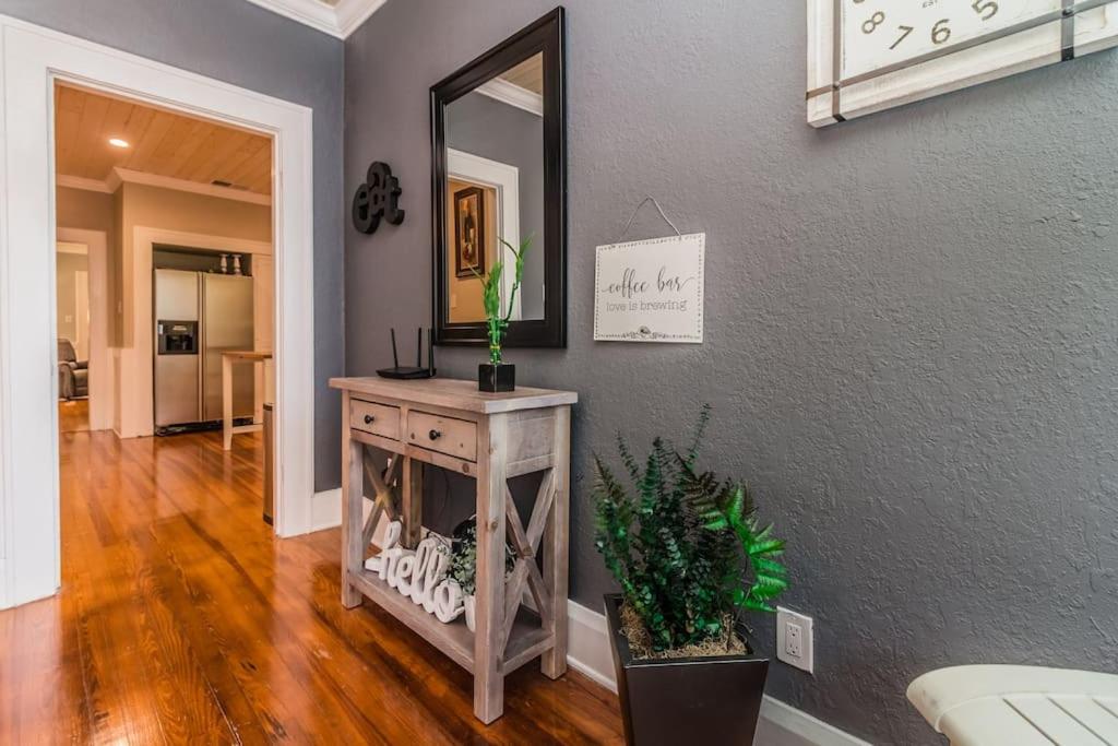 The Osceola Historic District Charm - 10 Minute Walk to FSC & Downtown Lakeland view 5